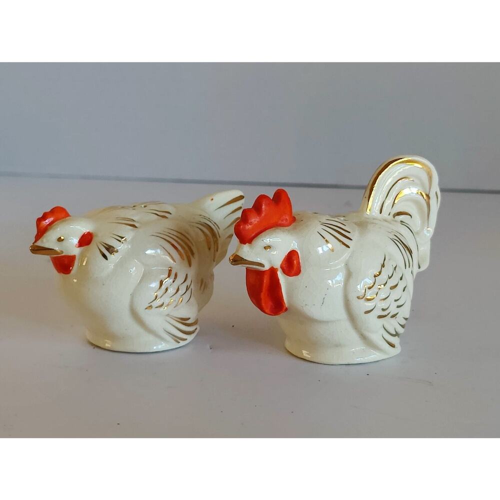 Rooster and Hen Salt and Pepper Shakers, Homestead Country